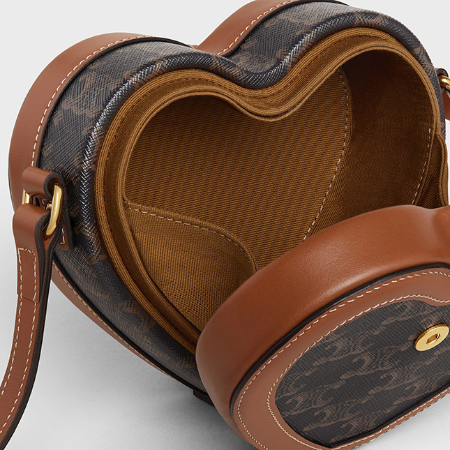 Сумка в форме сердца: 13 сумок-сердечек от топ-6 люксовых брендов